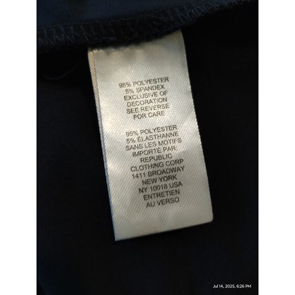 Elie Tahari Women's size Medium Quiet Luxury Old Money Preppy Country Club Top - Picture 11 of 13